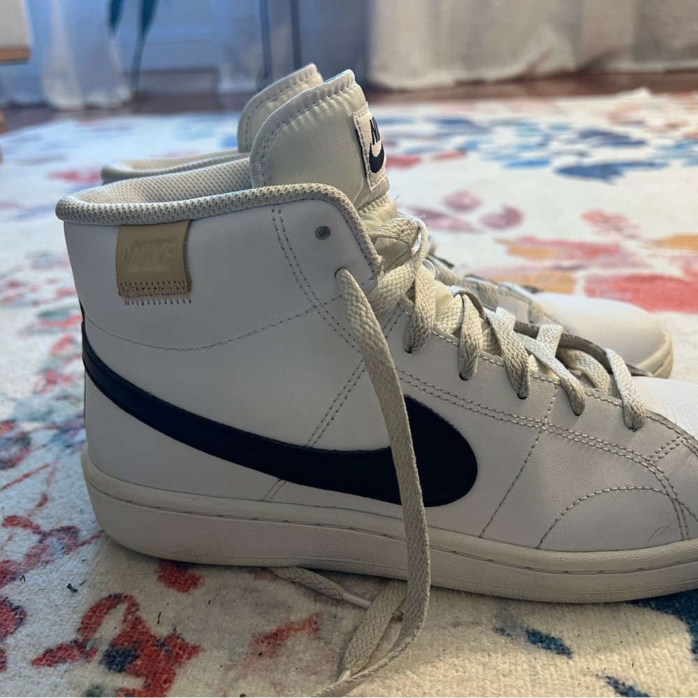 Nike White and Black Jordans- Men’s size 8/Women’s size 9.5